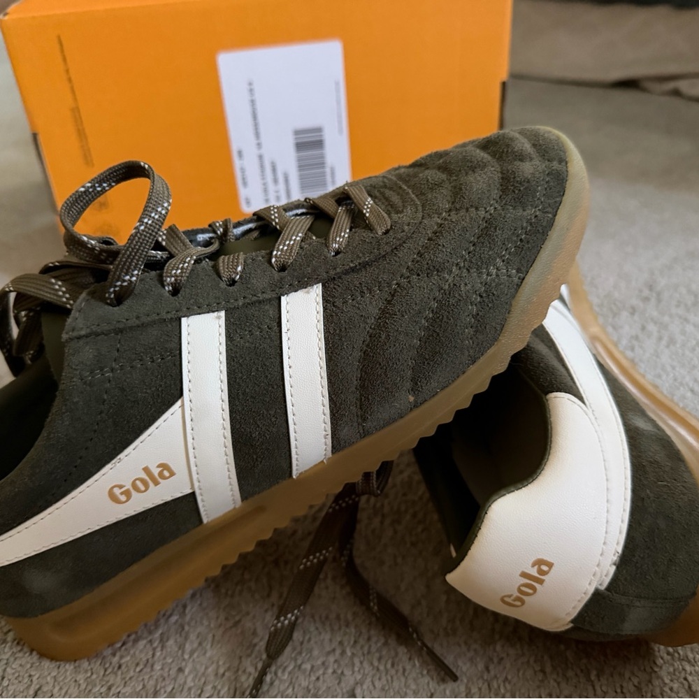 New With Tags - Gola Stadium Suede Sneaker- khaki/off white - Womens 9